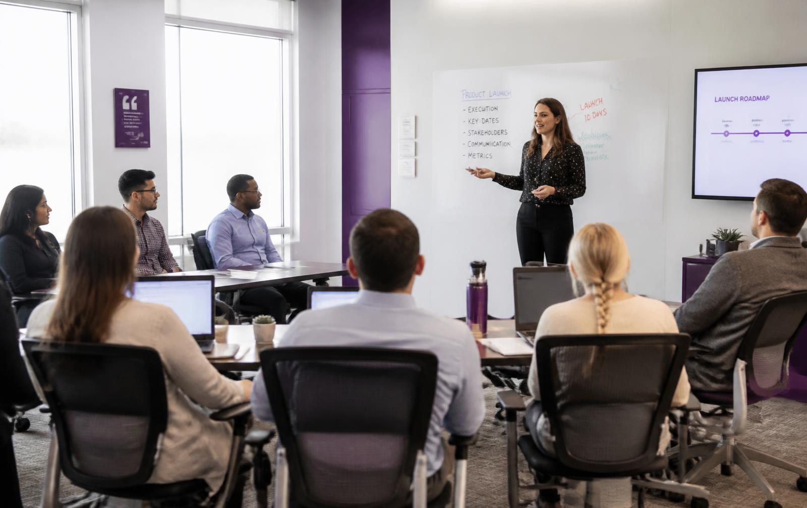 HR practitioners in a training session